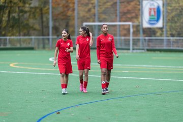 Bild 11 - wCJ VfL Pinneberg - Eimsbuettler TV : Ergebnis: 0:3